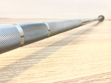 Load image into Gallery viewer, 7' Olympic Barbell - 1000lbs Capacity - 20kg/44lbs with collar springs